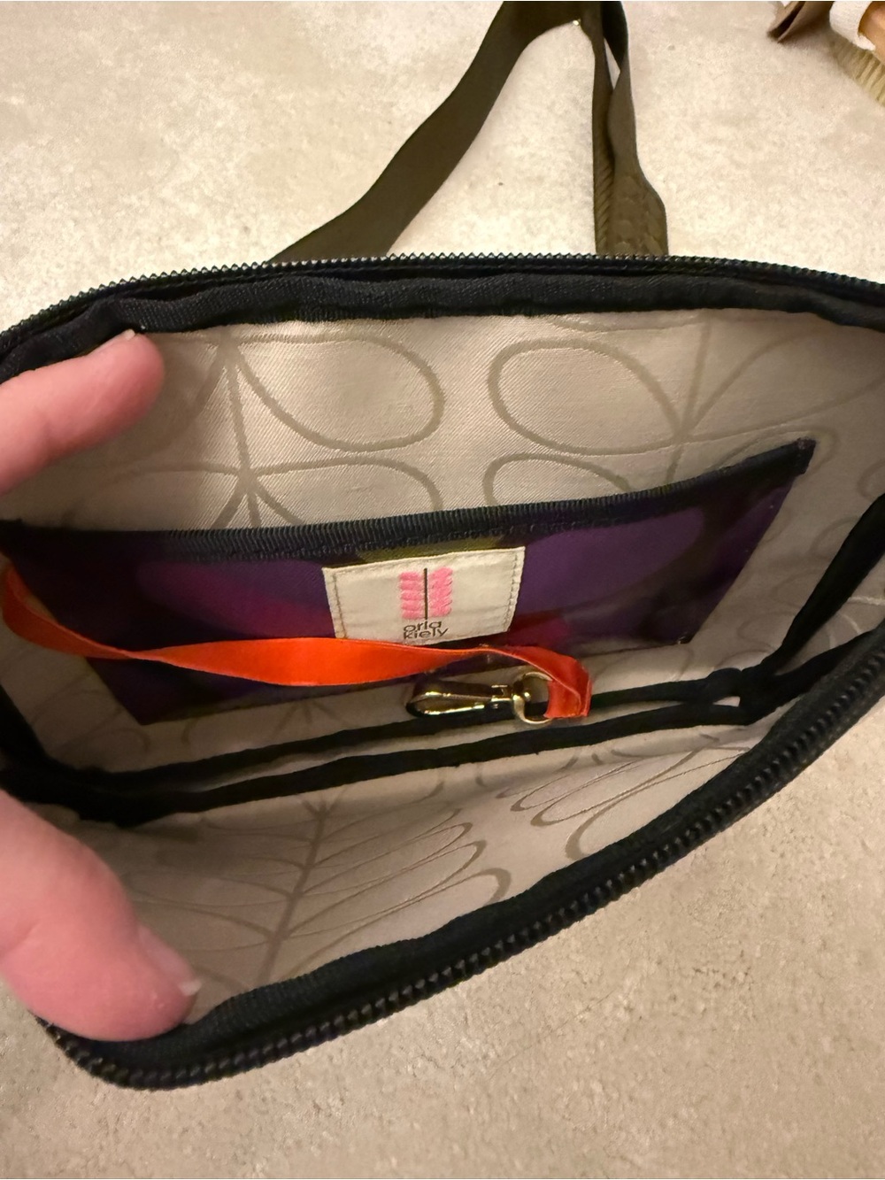 Orla Kiely Purple Floral Pattern Slim Crossbody Bag NEW - Picture 4 of 10